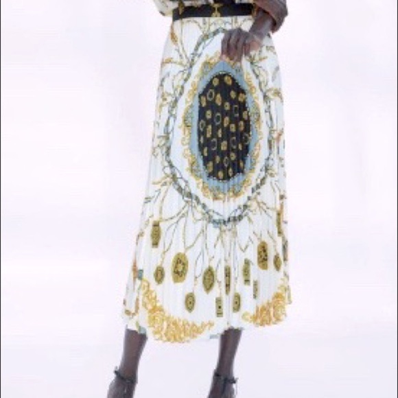 ZARA woman pleated midi skirt - Picture 2 of 6